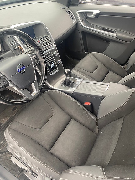 Volvo XC60 3 of 3