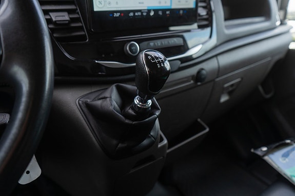 Ford Transit 23 of 24