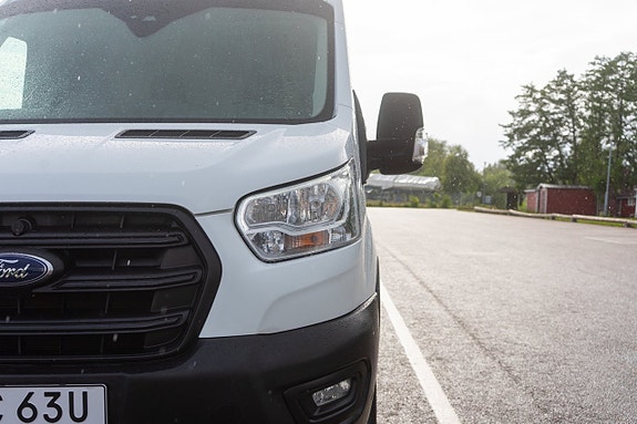 Ford Transit 4 of 5