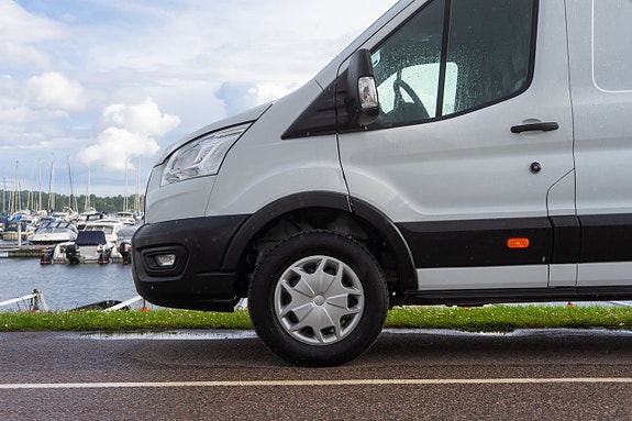 Ford Transit 5 of 5