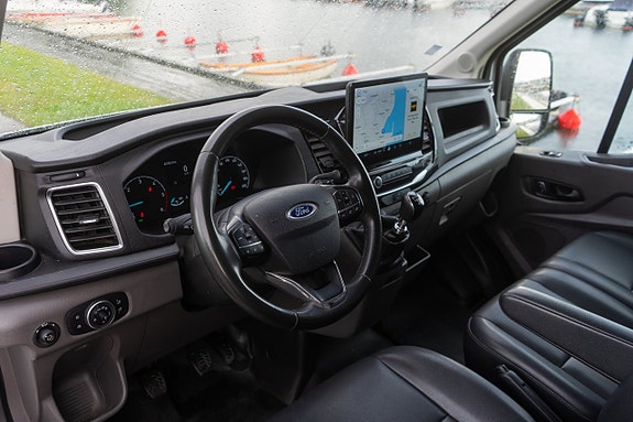 Ford Transit 19 of 24