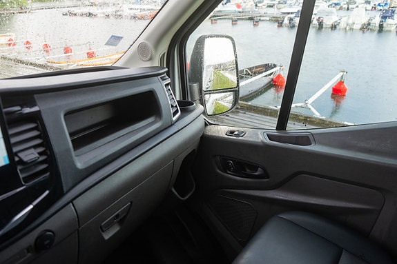 Ford Transit 18 of 24