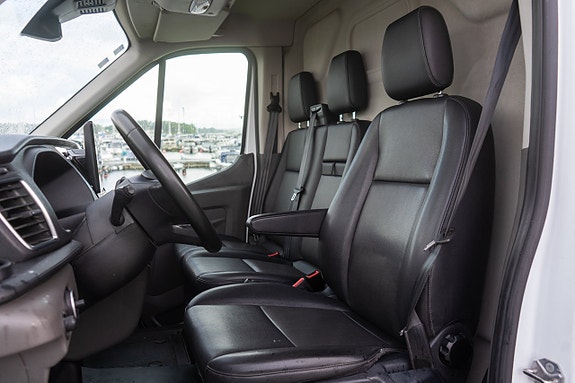 Ford Transit 16 of 24