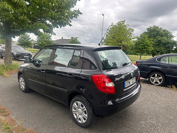 Skoda Fabia 3 of 5