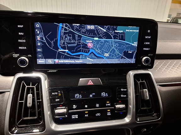 Kia Sorento 17 of 23