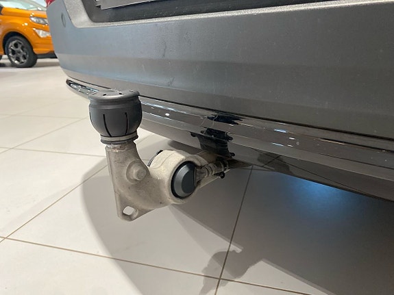 Volvo XC40 15 of 17