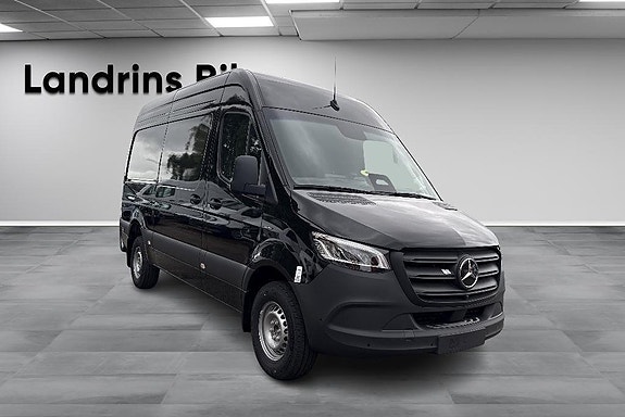 Mercedes-Benz eSprinter 420 3 of 14