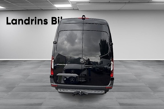 Mercedes-Benz eSprinter 420 5 of 14