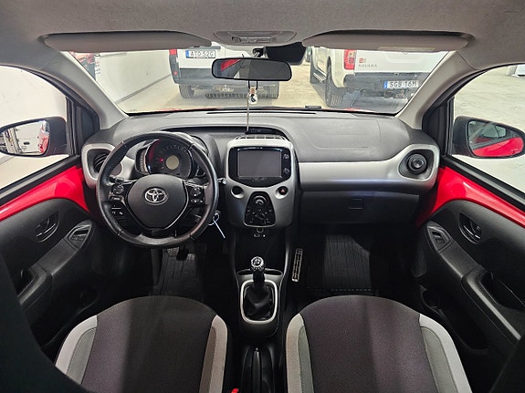 Toyota Aygo 6 of 10