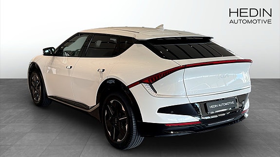 Kia EV6 5 of 5