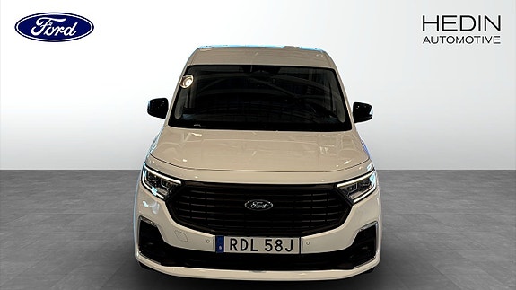 Ford Transit Connect 8 of 9