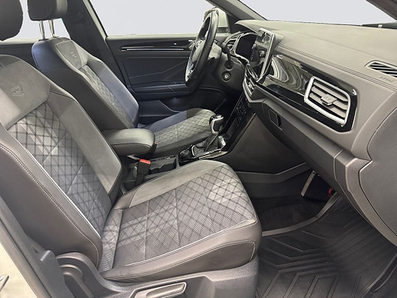Volkswagen T-Roc 14 of 22