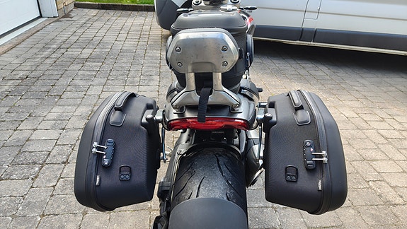 Triumph ROCKET 3 GT 3 of 3