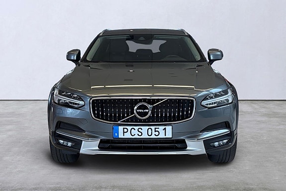 Volvo V90 Cross Country 7 of 21