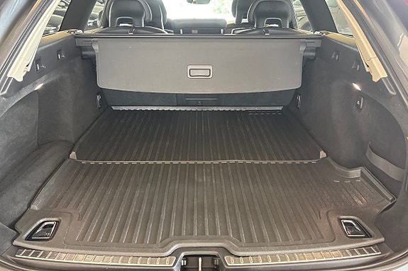 Volvo V90 Cross Country 13 of 21