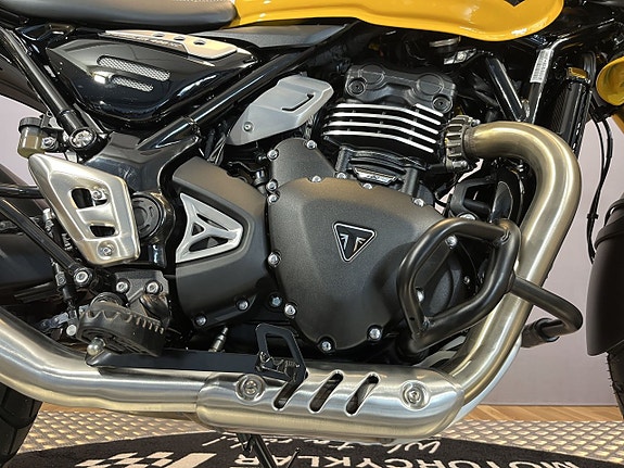 Triumph SCRAMBLER 400XC 12 of 16