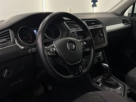 Volkswagen Tiguan 6 of 19