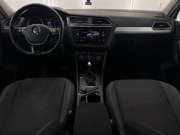 Volkswagen Tiguan 17 of 19