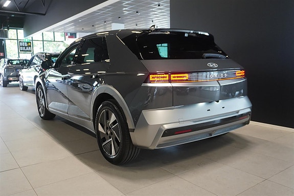 Hyundai Ioniq 5 4 of 19
