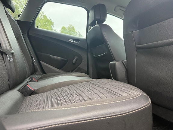 Opel Astra 12 of 17