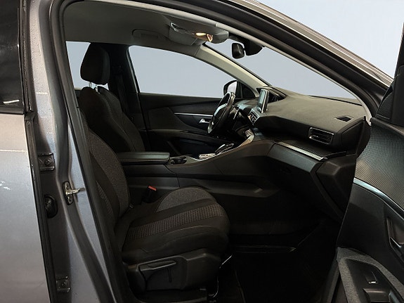 Peugeot 5008 10 of 18