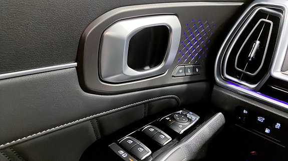 Kia Sorento 11 of 12