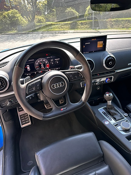 Audi RS3 3 of 5