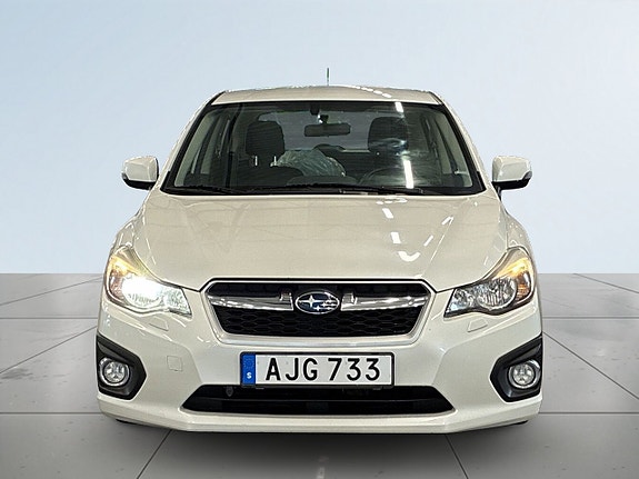Subaru Impreza 2 of 5