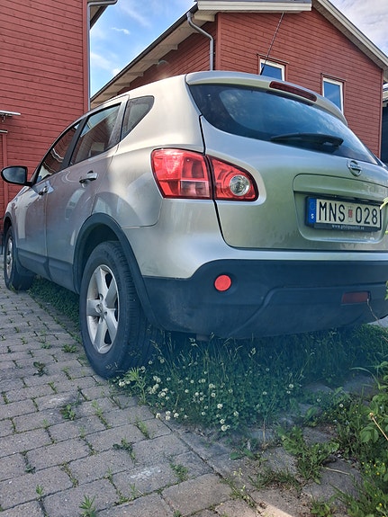 Nissan Qashqai 4 of 5