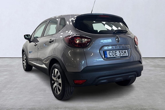 Renault Captur 4 of 5