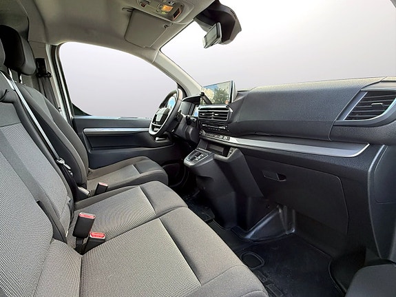 Peugeot e-Expert 11 of 11