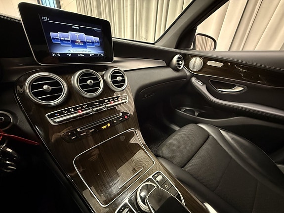 Mercedes-Benz GLC220 d 13 of 16