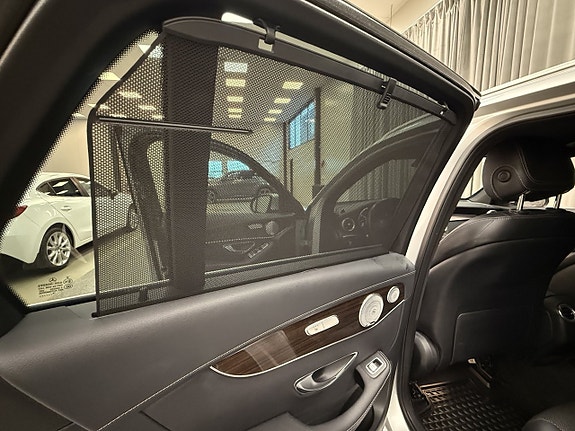 Mercedes-Benz GLC220 d 11 of 16