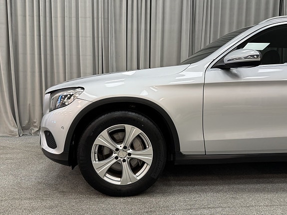 Mercedes-Benz GLC220 d 4 of 5