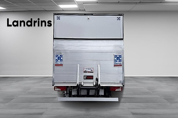 Mercedes-Benz eSprinter 420 5 of 14