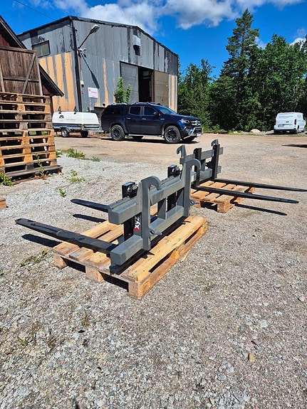 Nya pallgafflar . Sms/trima & euro fäste.