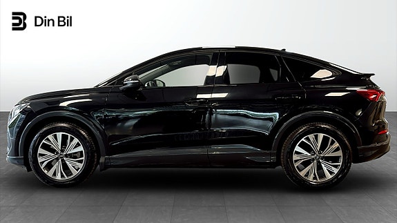Audi Q4 Sportback e-tron 2 of 5