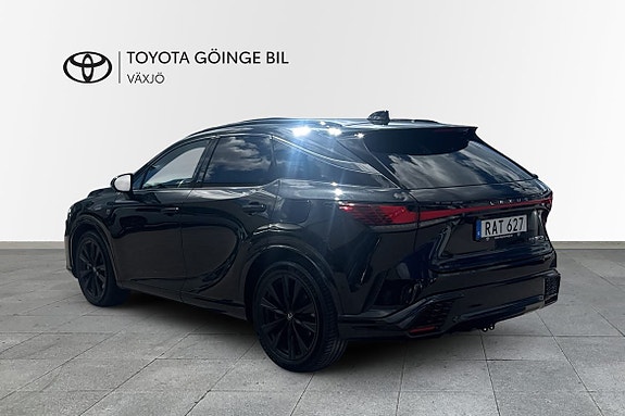 Lexus RX500h 2 of 5