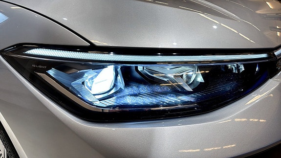 Volkswagen Passat 17 of 24