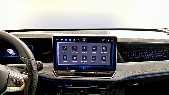Volkswagen Passat 10 of 24