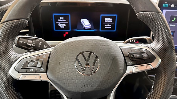 Volkswagen Passat 22 of 24