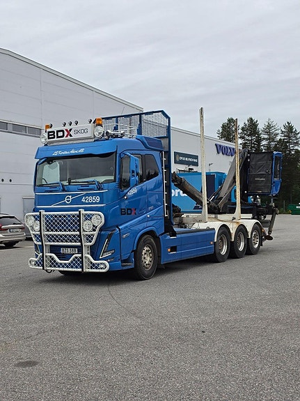Volvo FH16 750 2 of 14