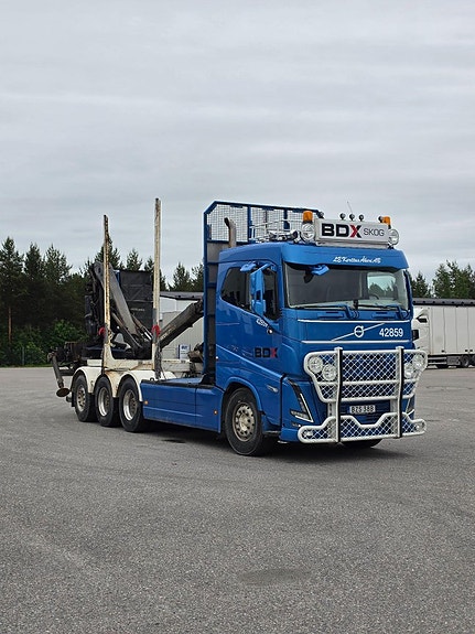 Volvo FH16 750 4 of 14