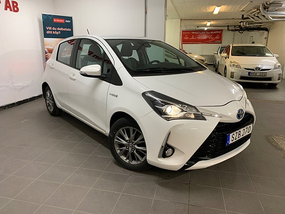 Toyota Yaris 5 of 5