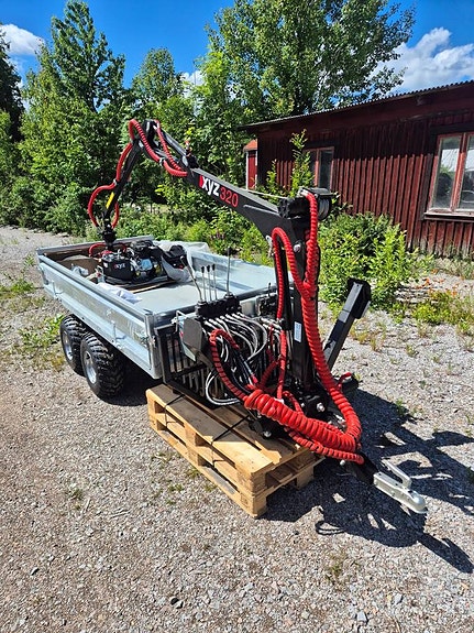 Skogsvagn, kranvagn, huggarvagn. XYZ 320