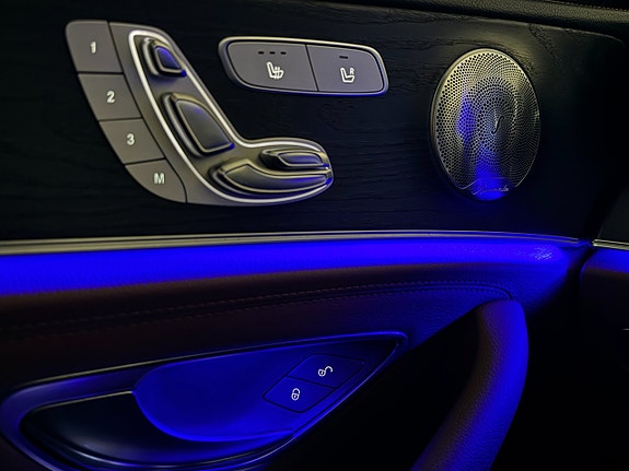 Mercedes-Benz E220 d 11 of 24