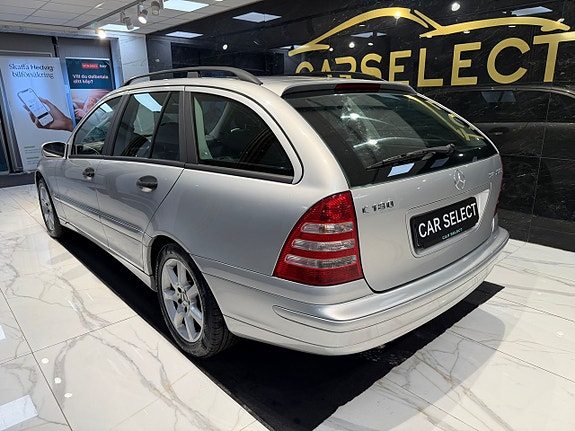 Mercedes-Benz C180 3 of 5