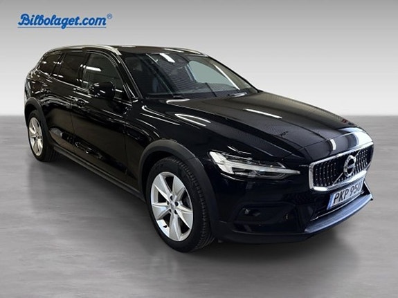 Volvo V60 Cross Country 3 of 5