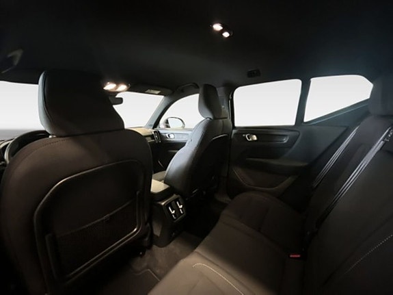 Volvo EX40 12 of 20