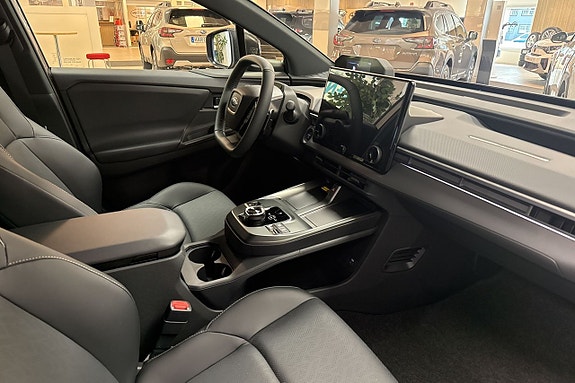 Subaru E-Outback 7 of 8